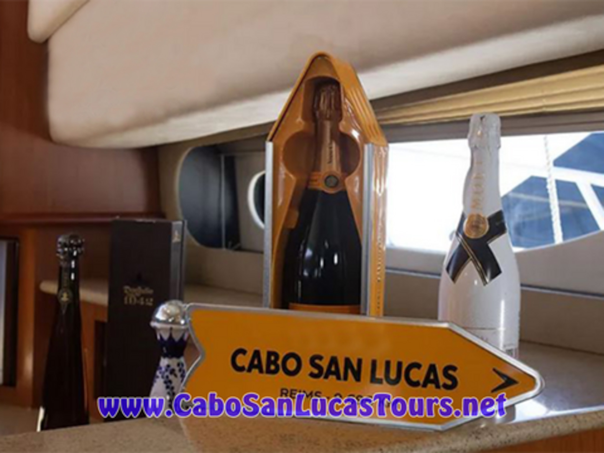 Private Fishing Yacht Cabo