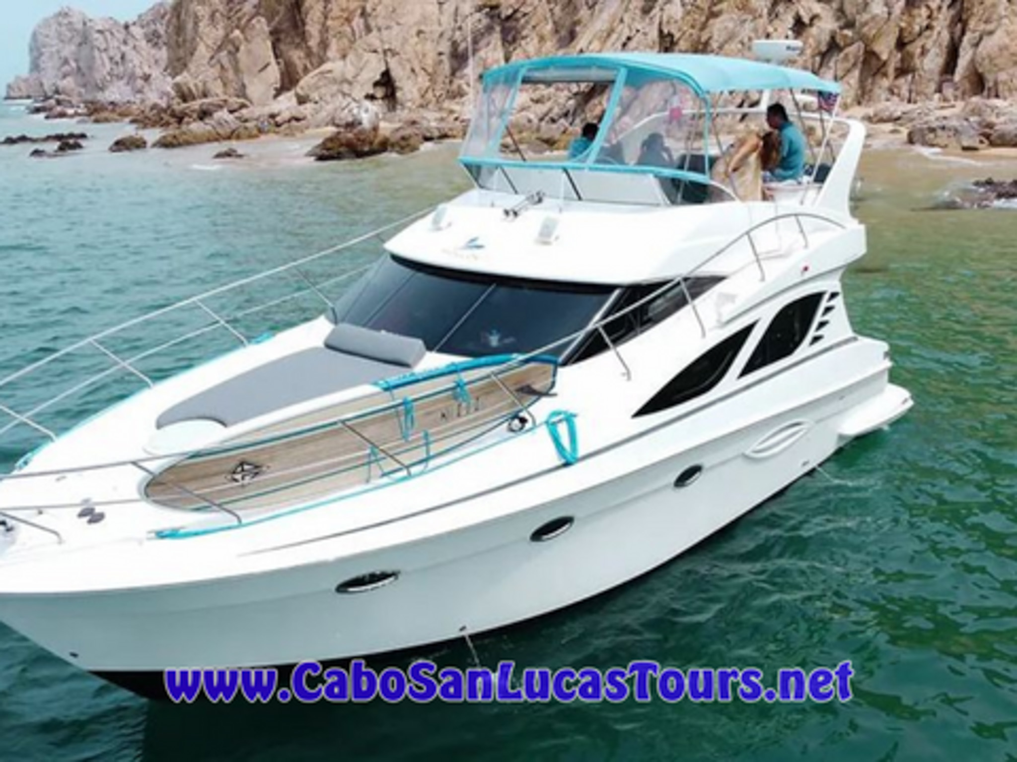 Fully Equipped Luxury Yacht