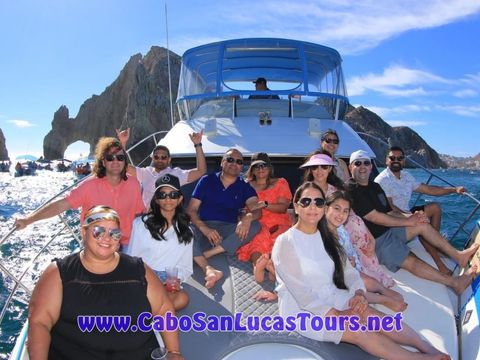 Private Booze Cruise Cabo